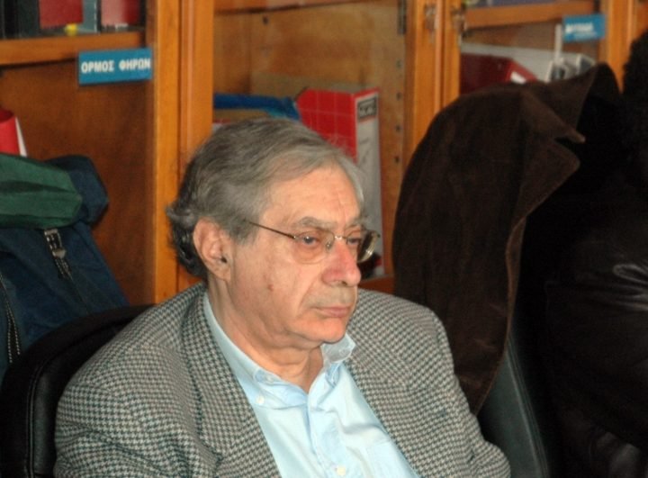 ΜΙΧΑΛΗ ΡΟΥΣΣΟ, ΥΠΟΚΛΙΝΟΜΑΙ ΣΤΗΝ ΞΕΡΟΚΕΦΑΛΙΑ ΣΟΥ