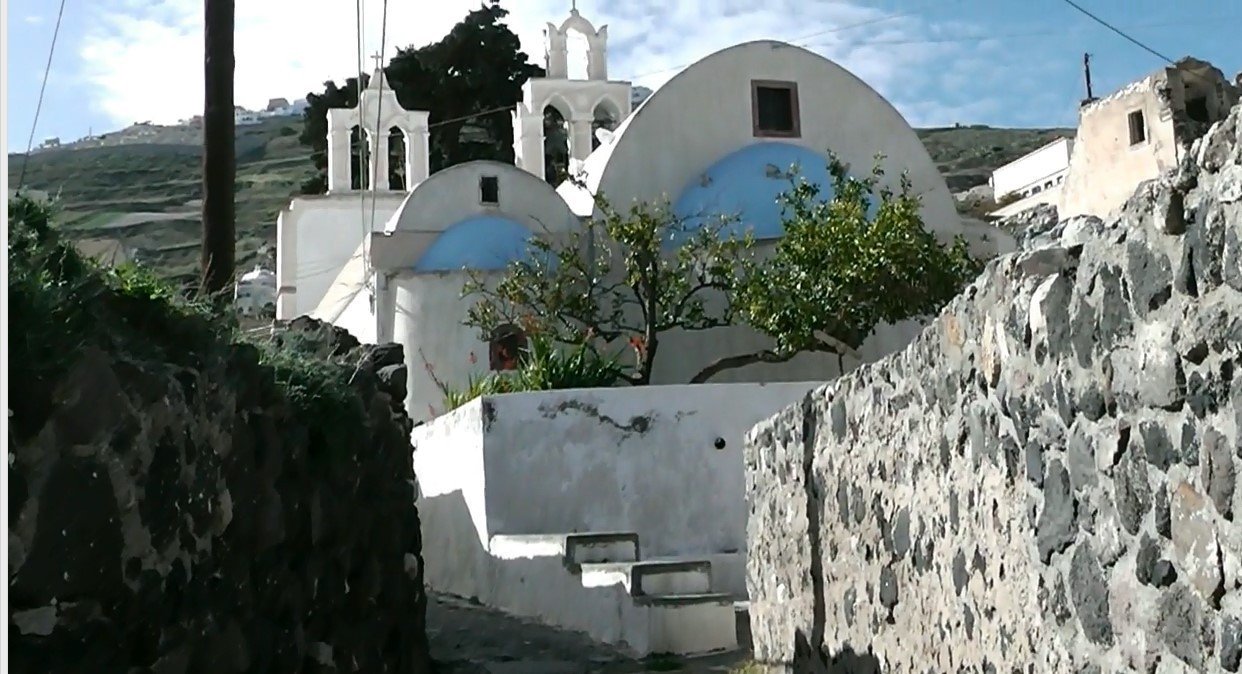 ΒΙΝΤΕΟ: ΜΕΣΑ ΓΩΝΙΑ- ΕΝΑ ΟΔΟΙΠΟΡΙΚΟ