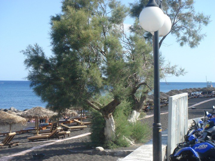 ΣΥΝΤΗΡΗΣΗ ΦΩΤΙΣΜΟΥ ΣΤΗΝ ΠΑΡΑΛΙΑ ΠΕΡΙΣΑΣ