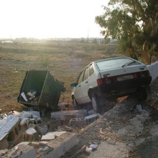 ΤΡΑΚΑΡΙΣΜΑ (2)Δ