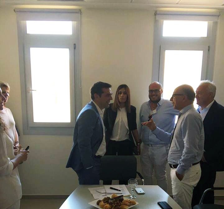 Η ΣΥΝΑΝΤΗΣΗ ΤΣΙΠΡΑ ΜΕ ΤΟΥΣ ΦΟΡΕΙΣ ΤΗΣ ΣΑΝΤΟΡΙΝΗΣ