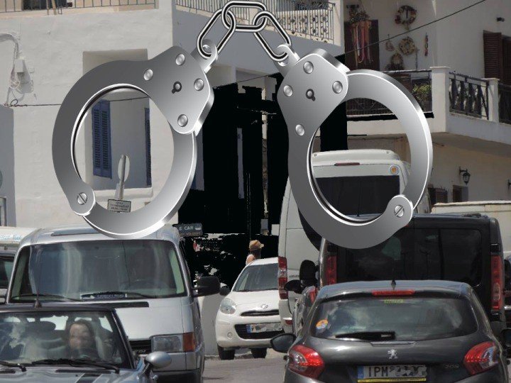 ΣΥΝΕΛΛΗΦΘΗΣΑΝ 9 ΓΙΑ ΠΕΙΡΑΤΙΚΗ ΜΕΤΑΦΟΡΑ