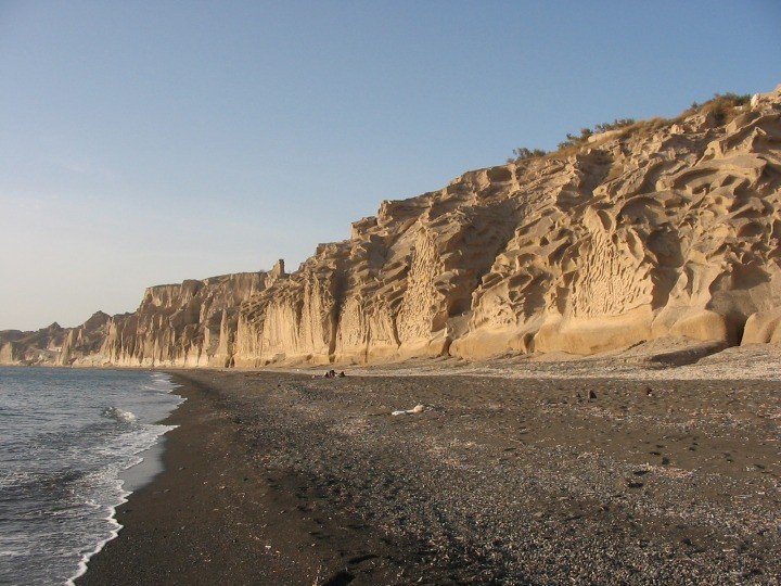 ΔΗΜΑΡΧΟΣ ΘΗΡΑΣ: “Η ΒΛΥΧΑΔΑ ΘΑ ΠΡΟΣΤΑΤΕΥΤΕΙ”