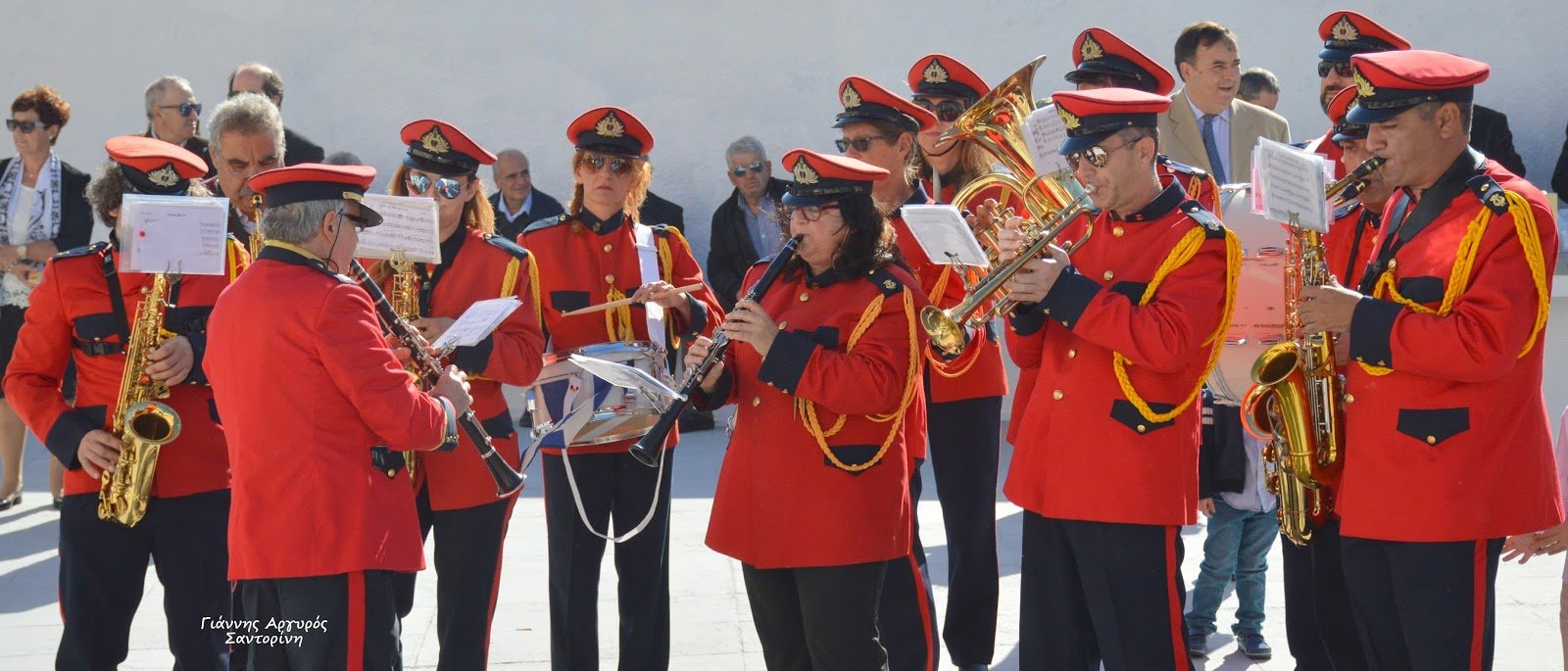 Η ΦΙΛΑΡΜΟΝΙΚΗ ΣΤΟ ΗΜΕΡΟΒΙΓΛΙ