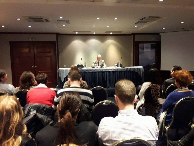 “Η ΦΥΓΗ ΠΡΟΣ ΤΑ ΕΜΠΡΟΣ”, ΤΟΥ ΔΗΜΑΡΧΟΥ