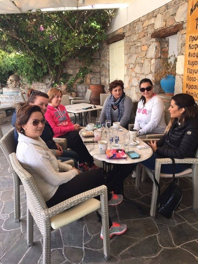 ΕΠΙΣΚΕΨΗ ΤΗΣ ΕΠΑΡΧΟΥ ΣΤΗ ΦΟΛΕΓΑΝΔΡΟ