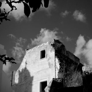 ΜΕΣΑ ΓΩΝΙΑ ΝΟΜΙΚΟΣ