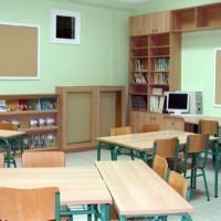 Έχε το νου σου στο παιδί, υπερασπίσου το παιδί, γιατί αν γλυτώσει το παιδί, υπάρχει ελπίδα!