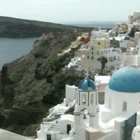 ΠΑΡΟΣ ΜΥΚΟΝΟΣ ΚΑΙ ΣΑΝΤΟΡΙΝΗ ΣΤΙΣ ΠΡΩΤΕΣ ΕΠΙΛΟΓΕΣ ΤΩΝ ΑΥΣΤΡΑΛΩΝ