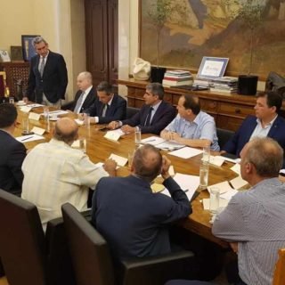 ΚΟΥΝΤΟΥΡΑ ΡΟΔΟΣ