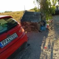 ΑΣΥΝΕΙΔΗΤΟΣ ΟΔΗΓΟΣ, ΤΡΑΚΑΡΕΙ ΟΧΗΜΑ ΚΑΙ ΕΞΑΦΑΝΙΖΕΤΑΙ