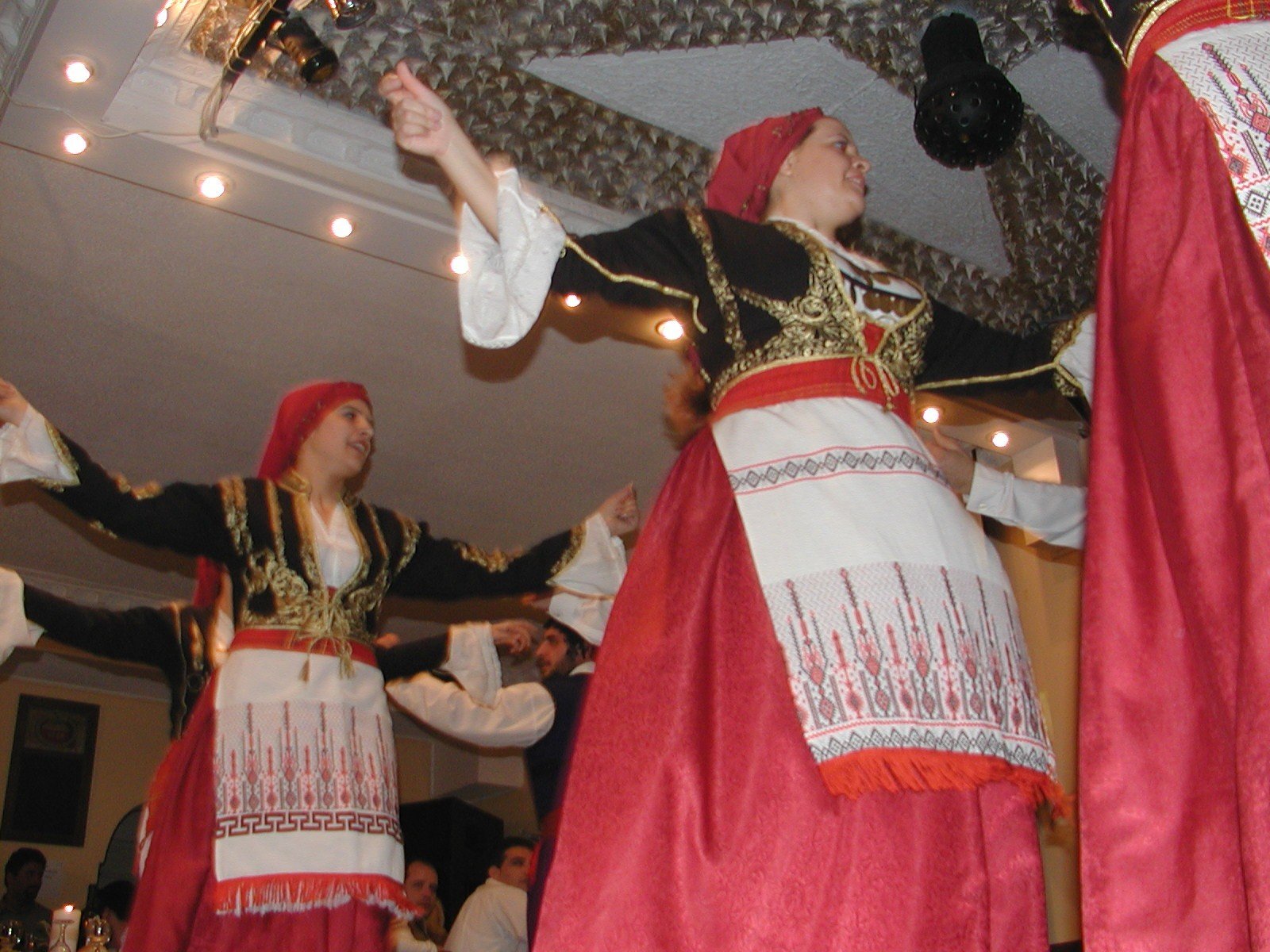 ΜΑΘΗΜΑΤΑ ΠΑΡΑΔΟΣΗΣ ΑΠΟ ΤΟ ΣΥΛΛΟΓΟ ΚΡΗΤΩΝ