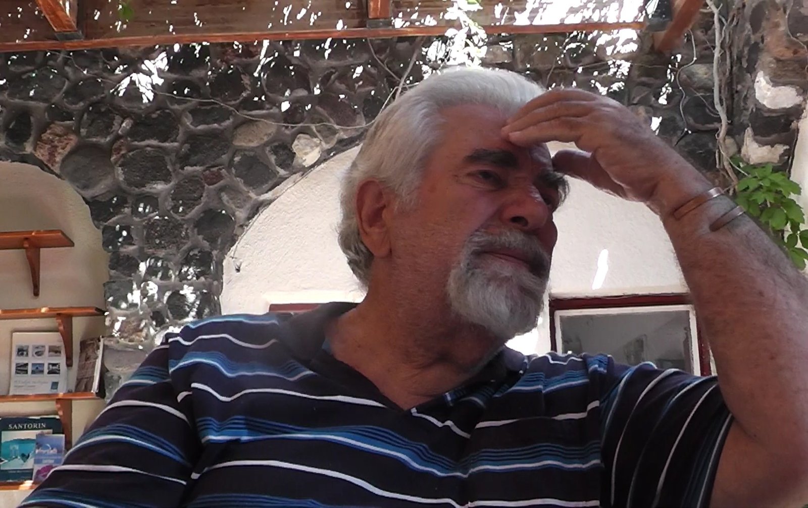 ΒΙΝΤΕΟ: Ο Γ.ΡΟΥΣΣΟΣ ΑΠΟΧΑΙΡΕΤΑ ΤΟ ΧΑΡΙΔΗΜΟ ΧΑΤΖΗΔΑΚΗ