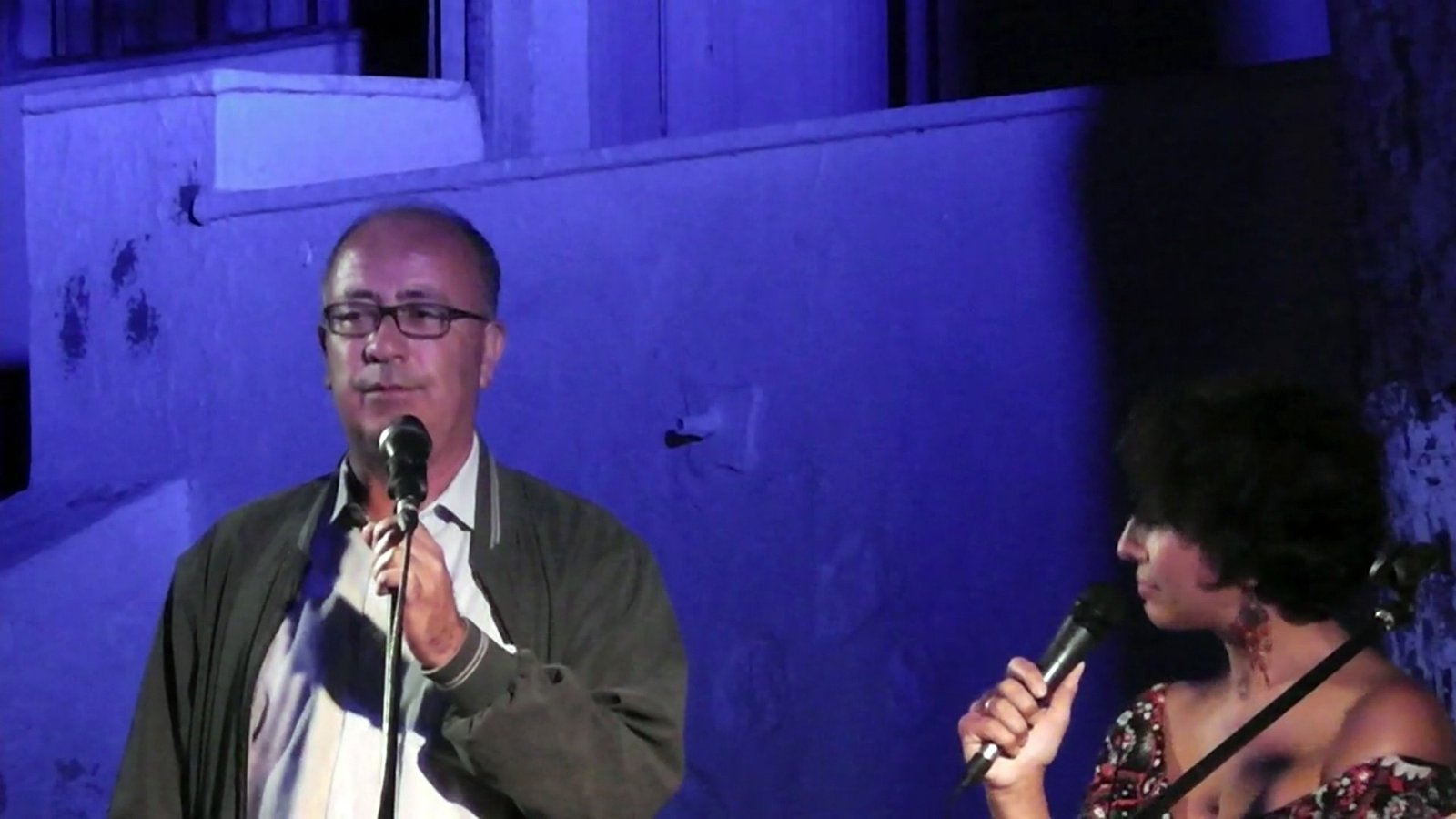 Ο ΔΗΜΑΡΧΟΣ ΘΗΡΑΣ ΤΡΑΓΟΥΔΑ