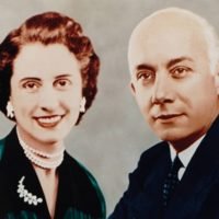 Ο ΑΟ ΘΗΡΑΣ ΤΙΜΑ ΤΟΥΣ ΕΥΕΡΓΕΤΕΣ ΤΟΥ ΝΗΣΙΟΥ