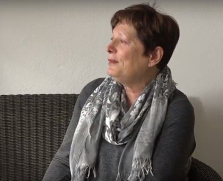 « ΑΝΟΧYΡΩΤΟ ΝΗΣΙ H ΣΑΝΤΟΡΙΝΗ»