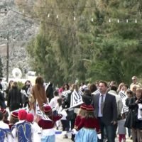 ΒΙΝΤΕΟ:Η ΓΙΟΡΤΗ ΤΗΣ ΠΑΛΙΓΓΕΝΕΣΙΑΣ ΣΤΟ ΚΑΜΑΡΙ ΣΑΝΤΟΡΙΝΗΣ