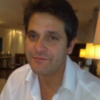 ΠΑΡΑΙΤΗΣΗ ΤΟΥ ΝΙΚΟΥ ΠΑΓΩΝΗ ΑΠΟ ΤΟ ΣΩΜΑΤΕΙΟ ΤΟΥΡΙΣΤΙΚΩΝ ΛΕΩΦΟΡΕΙΩΝ