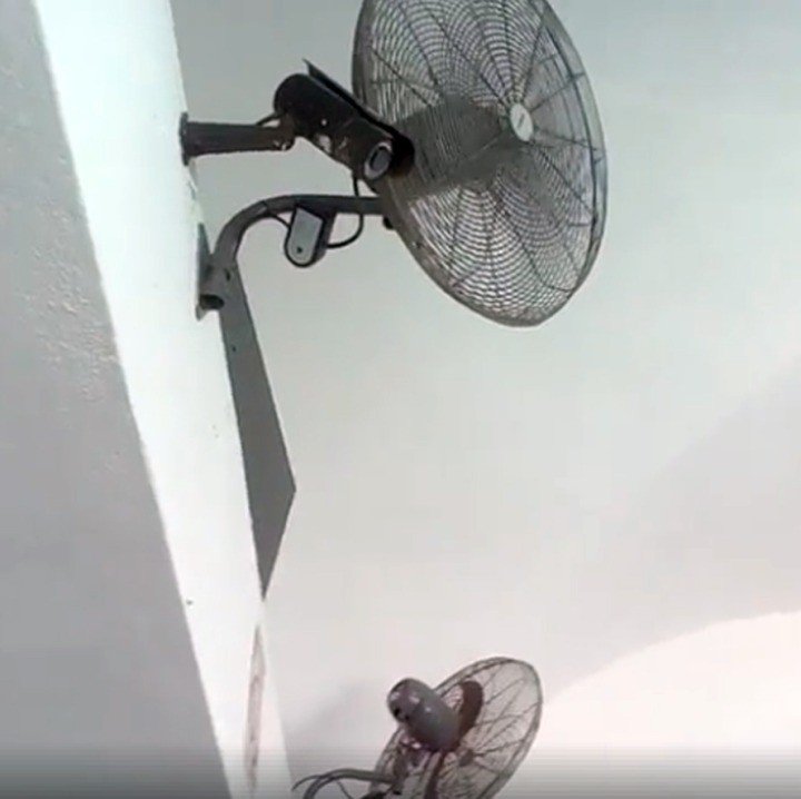 Ο ΑΘΗΝΙΟΣ ΚΑΙ ΤΑ «ΝΟΜΙΣΤΕΡΑΚΙΑ»