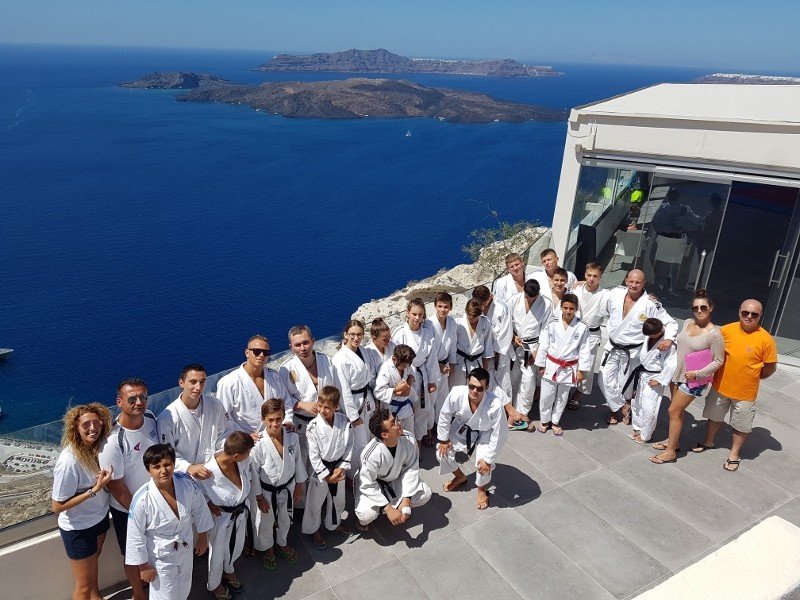 ΔΩΡΕΑΝ ΠΡΟΠΟΝΗΣΕΙΣ ΠΟΛΕΜΙΚΩΝ ΤΕΧΝΩΝ