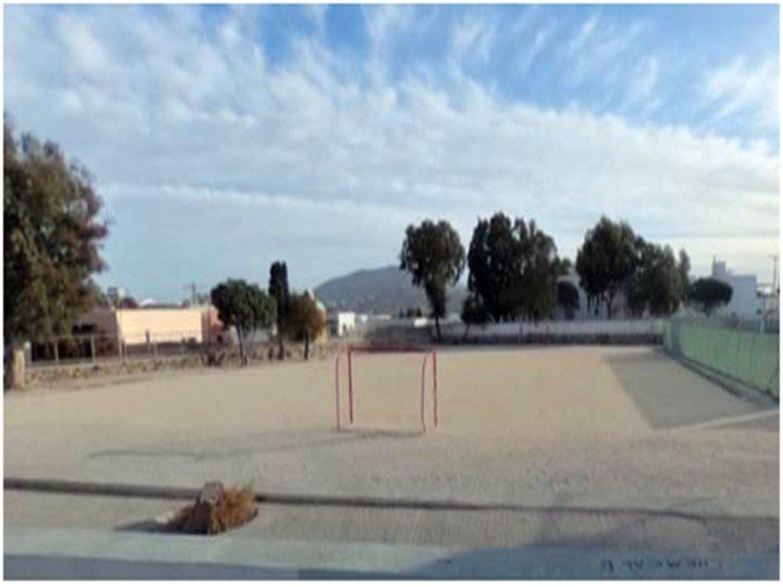 ΤΟ ΠΡΟΑΥΛΙΟ ΓΥΜΝΑΣΙΟΥ ΦΗΡΩΝ ΣΕ ΧΡΗΣΗ ΩΣ ΘΕΡΙΝΟΥ ΠΑΡΚΙΝΓΚ