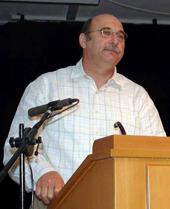 “ΕΝΤΙΜΟΣ, ΚΑΘΑΡΟΣ, ΑΝΘΡΩΠΟΣ ΜΕ ΟΡΑΜΑ ΚΙ ΕΠΙΜΟΝΗ ΣΕ ΟΤΙ ΕΚΑΝΕ”