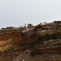 ΝΑ ΤΟ ΚΛΕΙΣΟΥΜΕ ΤΟ ΜΑΓΑΖΙ ΣΑΝΤΟΡΙΝΗ;