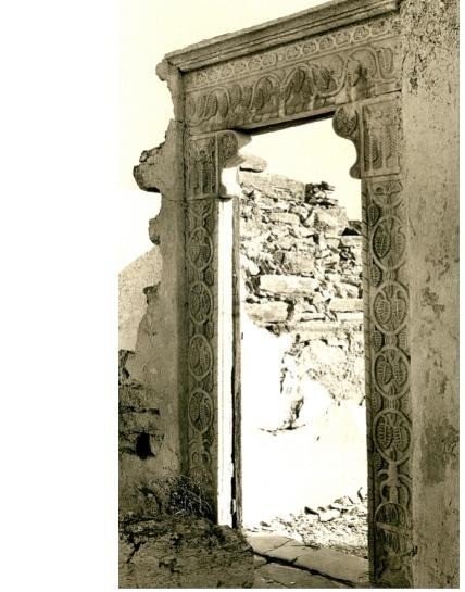 ΜΑΡΜΑΡΙΝΗ “ΠΟΡΤΟΣΙΑ ΣΤΟ ΚΑΣΤΡΟ ΤΗΣ ΧΩΡΑΣ ΣΙΚΙΝΟΥ”