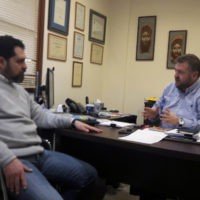  «ΣΤΑ ΤΥΦΛΑ» ΒΑΔΙΖΕΙ Ο ΔΗΜΟΣ ΘΗΡΑΣ ΤΑ ΑΠΟΡΡΙMΜΑΤΑ!”