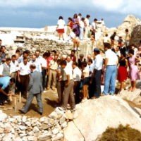 ΤΣΟΥΝΙΑ ΚΑΙ ΜΠΑΛΕΣ: ΠΑΡΑΔΟΣΙΑΚΑ ΣΙΚΙΝΙΩΤΙΚΑ ΠΑΙΧΝΙΔΙΑ