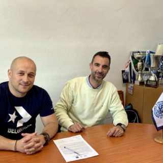 ΑΟ ΘΗΡΑΣ ΓΚΑΓΙΤΣ