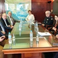 ΣΥΝΑΝΤΗΣΗ ΜΕ ΤΗΝ ΥΠΟΥΡΓΟ ΓΙΑ ΤΗΝ ΥΠΟΣΤΕΛΕΧΩΣΗ ΤΟΥ Α.Τ ΘΗΡΑΣ
