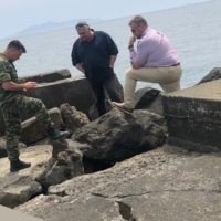 ΚΟΝΤΡΑ ΓΙΑ ΤΗΝ ΕΠΙΣΚΕΥΗ ΛΙΜΑΝΙΟΥ ΚΑΙ ΔΡΟΜΟΥ ΑΘΗΝΙΟΥ