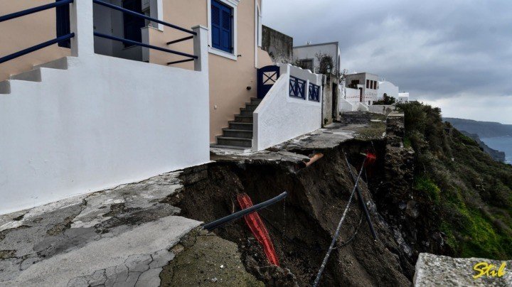 ΦΗΡΟΣΤΕΦΑΝΙ ΚΑΚΟΚΑΙΡΙΑ ΚΟΥΤΑΛΙΔΗΣ