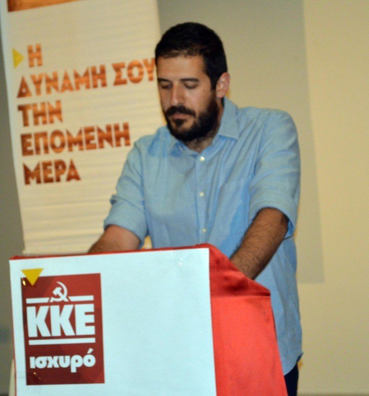 Περιοδεία στη Θηρασιά, του υποψήφιου βουλευτή Κυκλάδων του ΚΚΕ, Ορέστη Χαραλαμπάκου