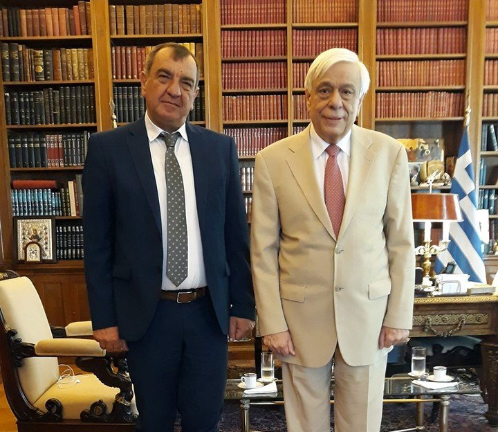 ΕΠΙΣΗΜΗ ΕΠΙΣΚΕΨΗ ΤΟΥ ΠΡΟΕΔΡΟΥ ΤΗΣ ΔΗΜΟΚΡΑΤΙΑΣ ΣΤΗ ΣΑΝΤΟΡΙΝΗ