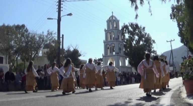 ΒΙΝΤΕΟ: ΤΟ ΚΑΜΑΡΙ ΤΙΜΗΣΕ ΤΟΥΣ ΗΡΩΕΣ ΤΟΥ ’40
