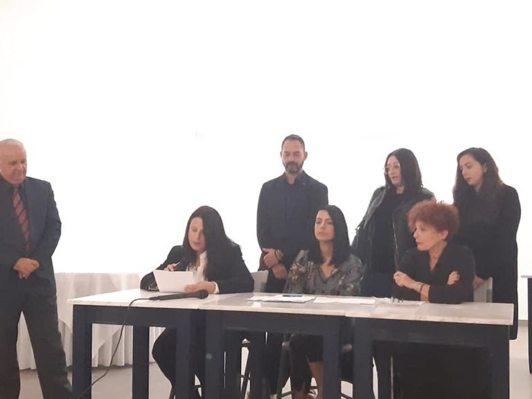 ΥΠΑΡΧΕΙ ΕΛΠΙΔΑ-ΣΥΝΑΝΤΗΣΗ ΤΩΝ ΕΘΕΛΟΝΤΙΚΩΝ ΟΜΑΔΩΝ ΤΗΣ ΣΑΝΤΟΡΙΝΗΣ