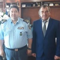 ZAKETA NA ΠΑΡΟΥΜΕ;