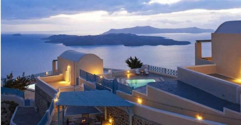 ΤΟΥΡΙΣΜΟΣ: ΑΠΟ ΡΕΚΟΡ ΣΕ ΡΕΚΟΡ ΤΑ ΝΗΣΙΑ