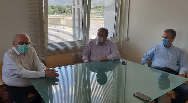 O ΔΗΜΑΡΧΟΣ, ΜΕ ΤΗΝ ΔΙΟΙΚΗΣΗ ΤΗΣ ΑΕΜΥ, ΓΙΑ ΤΟ ΝΟΣΟΚΟΜΕΙΟ