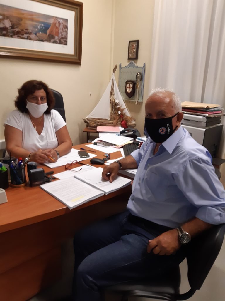 ΔΙΗΜΕΡΗ ΕΠΙΣΚΕΨΗ ΣΤΗ ΦΟΛΕΓΑΝΔΡΟ ΤΟΥ ΕΠΑΡΧΟΥ ΘΗΡΑΣ