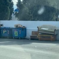 ΤΟ “ΚΑΝΑΠΕΔΙΚΟ” ΚΙΝΗΜΑ ΤΟΥ “ΠΛΕΡΩΝΩ ΚΑΙ ΒΓΑΛΤΕ ΤΑ ΜΑΤΙΑ ΣΑΣ” ΚΑΛΠΑΖΕΙ