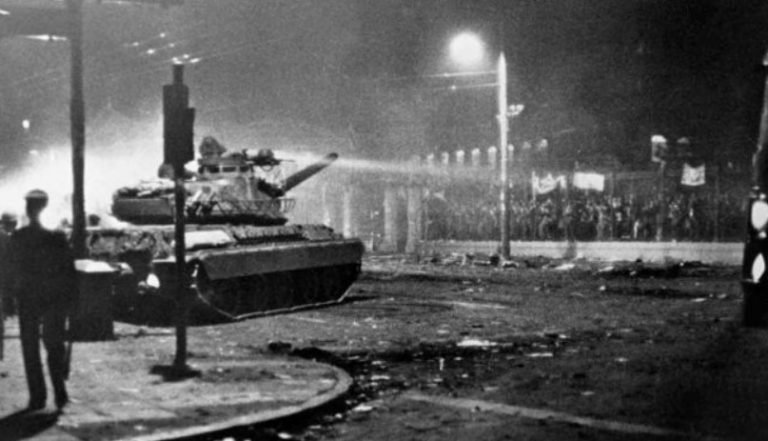 Μετά από 47 χρόνια καλούμαστε να συνεχίσουμε τον αγώνα για μια χώρα με περισσότερη δημοκρατία και πιο περήφανους πολίτες.