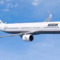 H AEGEAN, ΕΠΙΛΕΓΕΙ ΤΗ ΣΑΝΤΟΡΙΝΗ ΩΣ ΒΑΣΗ ΓΙΑ ΔΙΕΘΝΕΙΣ ΠΤΗΣΕΙΣ