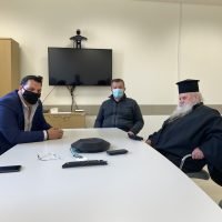 ΕΠΙΣΚΕΨΗ ΤΟΥ ΜΗΤΡΟΠΟΛΙΤΗ ΘΗΡΑΣ ΣΤΟ ΝΟΣΟΚΟΜΕΙΟ