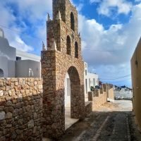 ΝΕΑ ΔΩΡΕΑ, ΔΟΜΙΚΩΝ ΥΛΙΚΩΝ ΣΤΗ ΜΟΝΑΔΑ ΦΙΛΟΞΕΝΙΑΣ ΗΛΙΚΙΩΜΕΝΩΝ ΘΗΡΑΣ