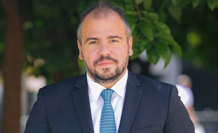 Επαναλειτουργία ολιγομελών τμημάτων ΕΠΑ.Λ.