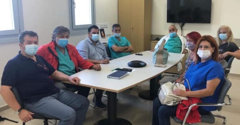 4 ΝΕΟΙ ΓΙΑΤΡΟΙ ΣΤΟ ΝΟΣOΚΟΜΕΙΟ ΣΑΝΤΟΡΙΝΗΣ