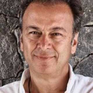 Αντώνης Ηλιόπουλος. Πρόεδρος της Ένωσης Ξενοδόχων Σαντορίνης